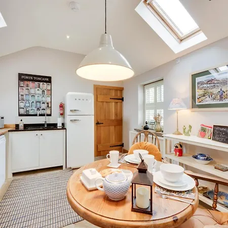1 Bed In Kirkbymoorside Oc-g0066 *